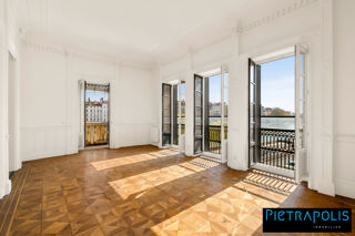  Appartement à vendre 5 pièces 146 m²