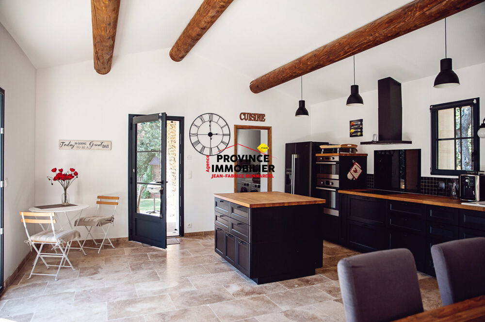 à vendre  Maison Suze-la-Rousse (26790)