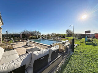  Maison � vendre 7 pi�ces 150 m�