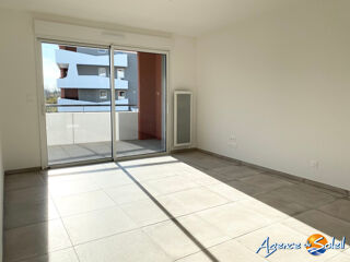  Appartement à louer 3 pièces 56 m²