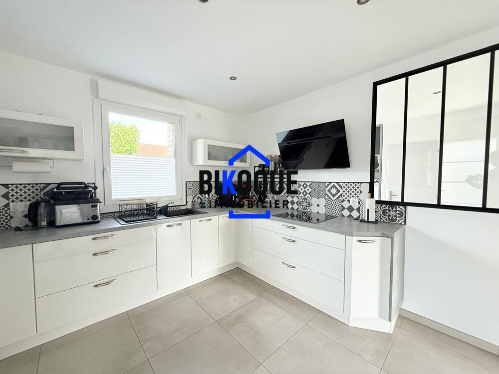 Bien d'exception à TETEGHEM  Maison familiale de 177m² su
