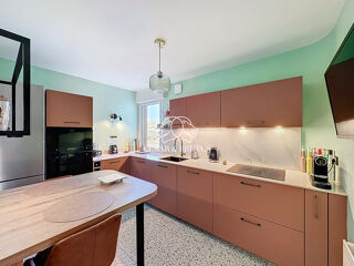  Appartement � vendre 4 pi�ces 136 m�