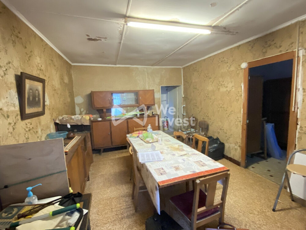 Maison à rénover à Campugnan avec dépendances et terrain de