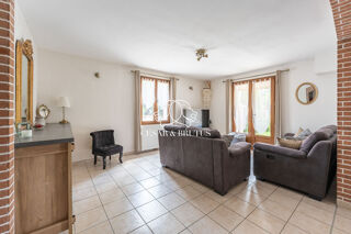  Maison  vendre 15 + pices 367 m