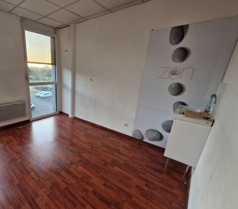 VANNES OUEST - Bureaux de 54 m&sup2; 580 56890 Plescop