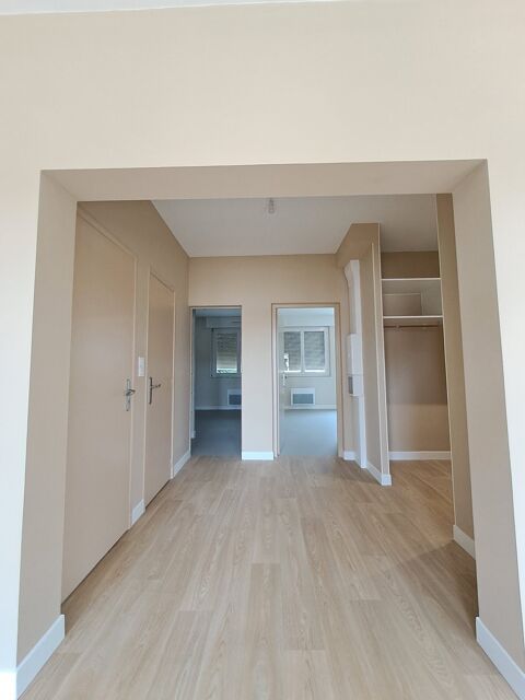  Appartement � louer 4 pi�ces 97 m�