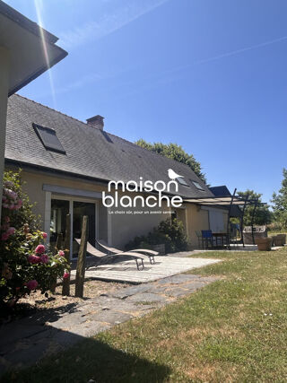  Maison  vendre 8 pices 202 m