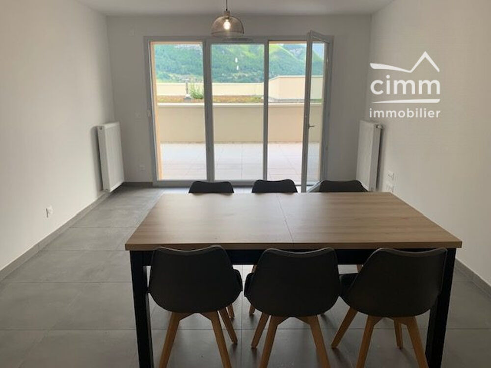 A LOUER SALLANCHES - T3 MEUBLE AVEC TERRASSE ET 2 GARAGES