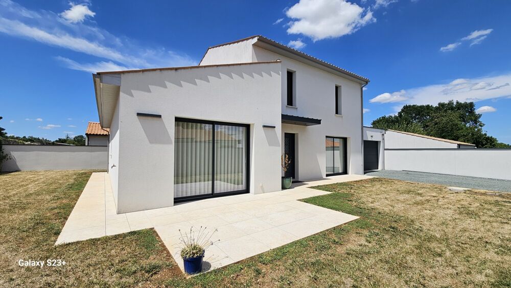 Maison 5 pièces 137 m² · à Niort · 137 m² · 466 000 €