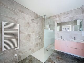  Maison  vendre 5 pices 141 m