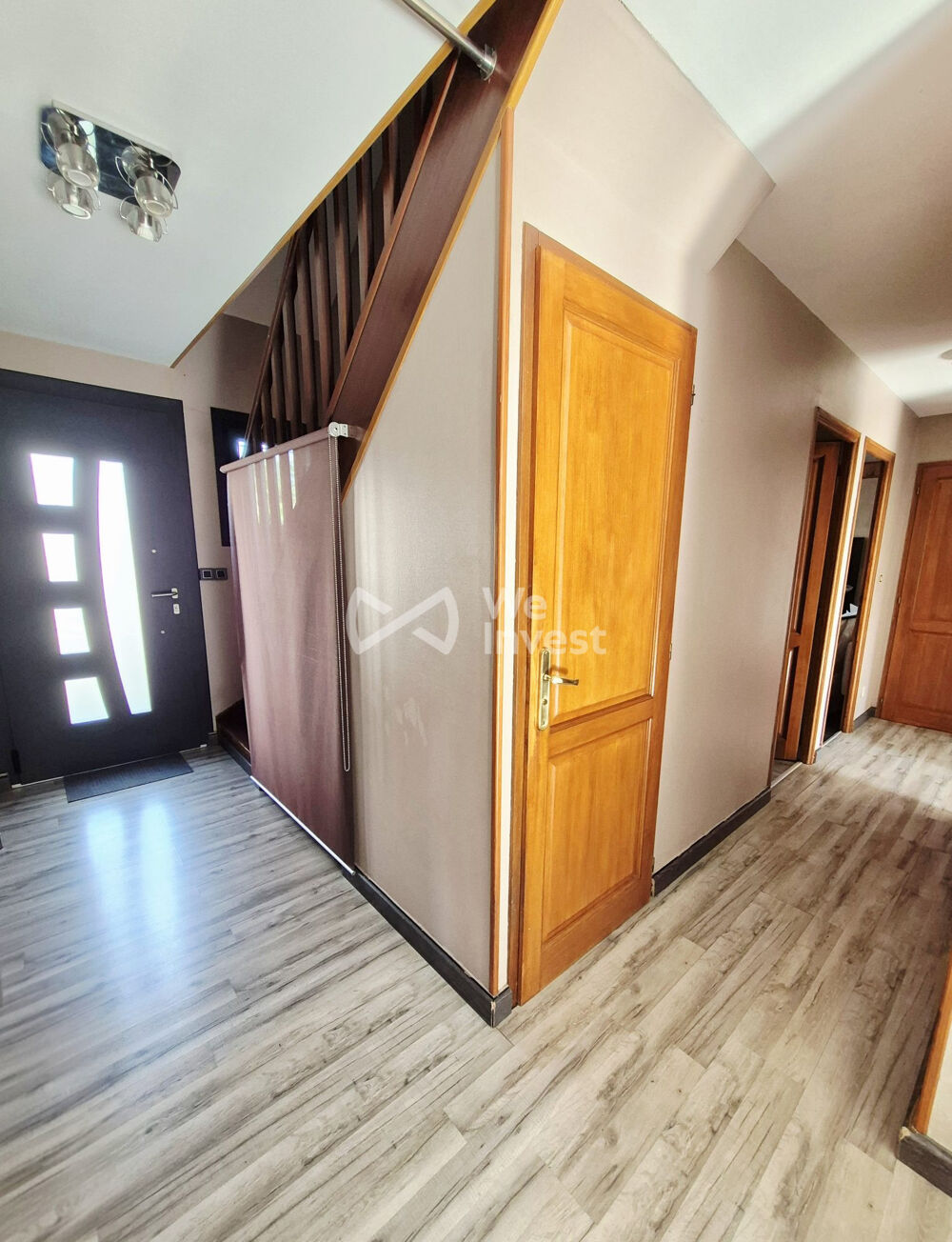 MAISON INDIVIDUELLE 5 CHAMBRES  SEMI PLAIN-PIED  JARDIN SA