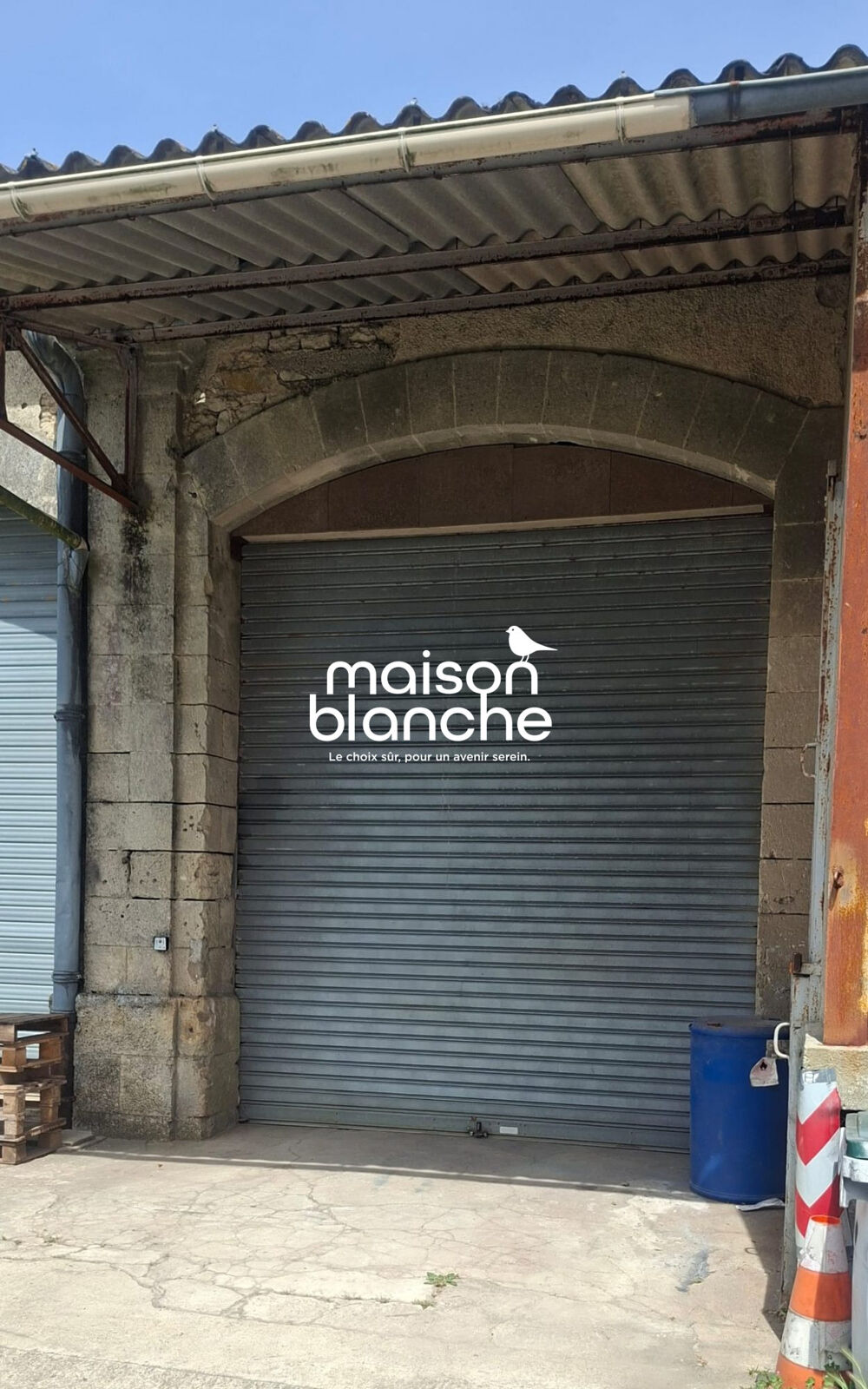Vente Immeuble HANGAR 200M2 Le thou