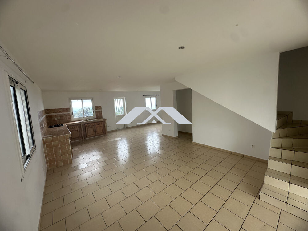 Vente Maison Superbe Maison familliale avec vue mer – Secteur Jean-Petit Saint-joseph