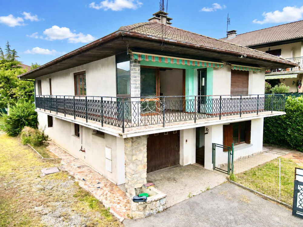 Vente Maison Bonneville – Maison à rénover – 236 m² au total – 3 app Bonneville
