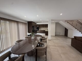  Maison � vendre 6 pi�ces 140 m�