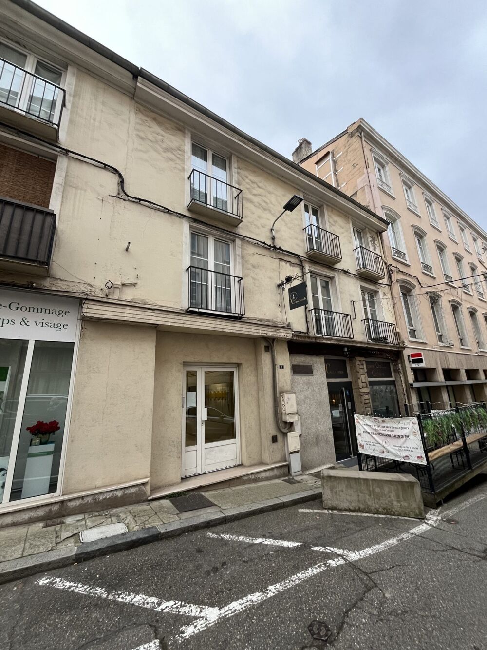 Location Appartement JOLI T1 MEUBLE CENTRE HISTORIQUE VIENNE Vienne