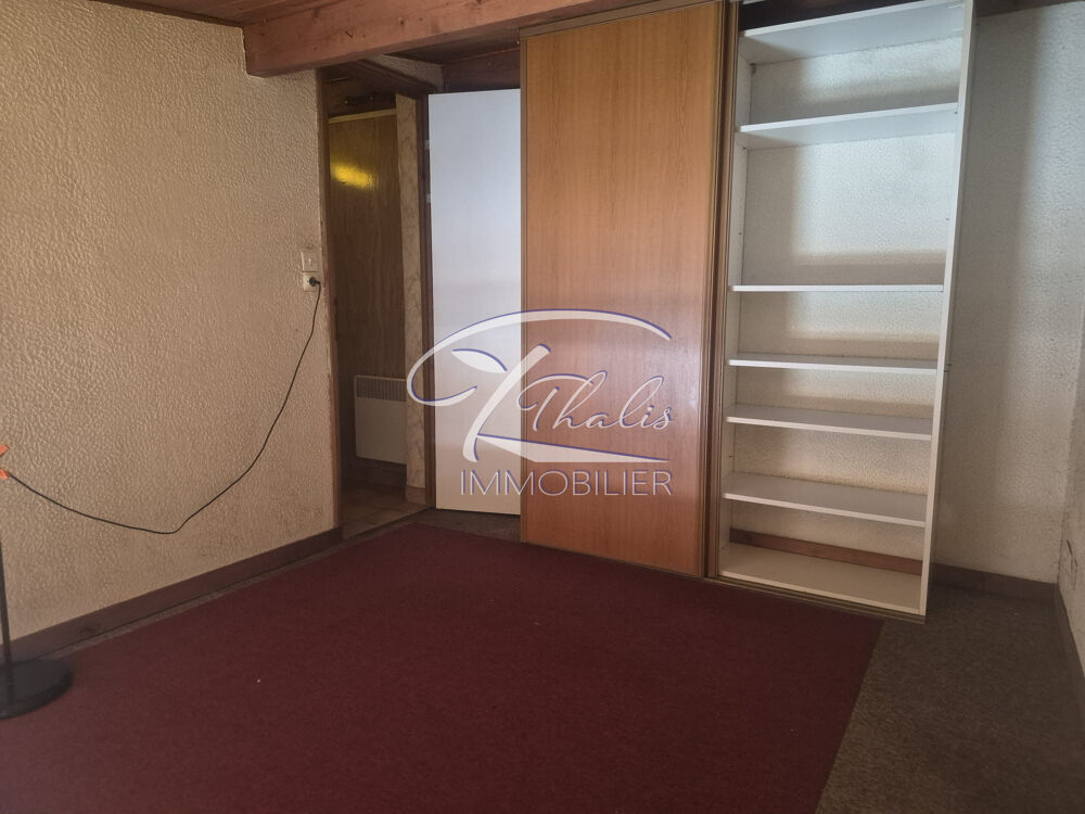 Vente Appartement STUDIO AVEC COUR PRIVATIVE – SECTEUR VICTOIRE, BORDEAUX Bordeaux