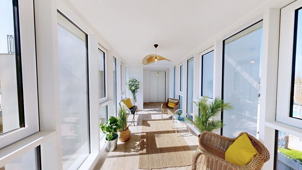 Spacieux T5 132m2 avec jardin d'hiver et terrasse