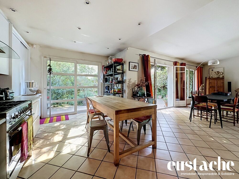Maison de caractère 216 m² avec jardin et charme de l'ancien!