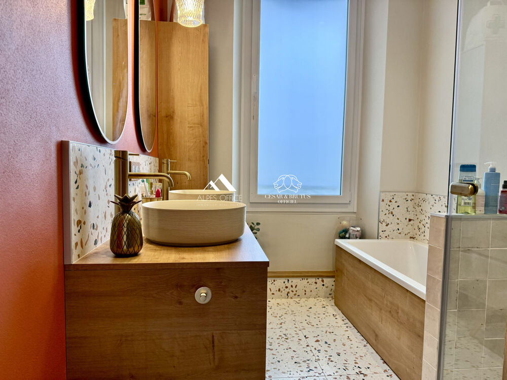 � vendre  Maison Sallanches (74700)