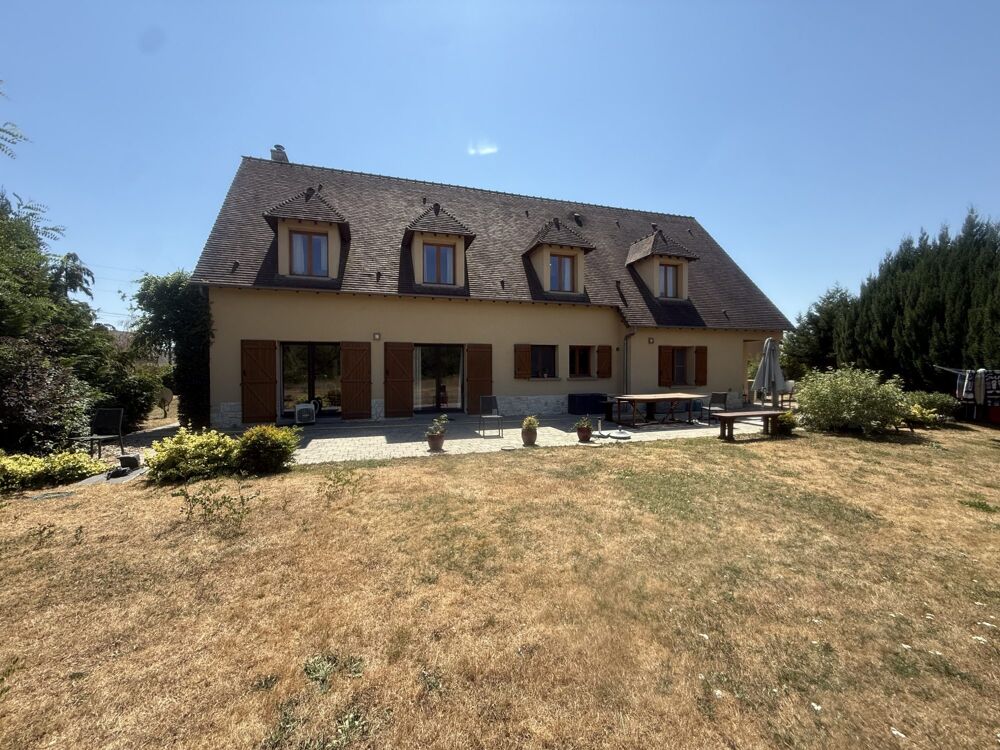 MAISON DE TYPE T 10