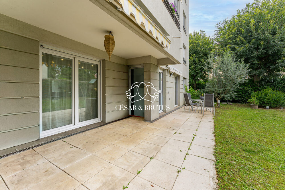 Appartement familial avec grand jardin