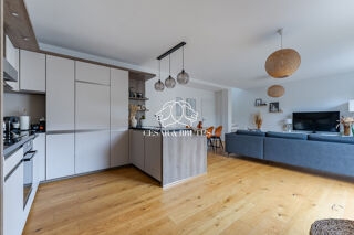  Appartement � vendre 4 pi�ces 132 m�