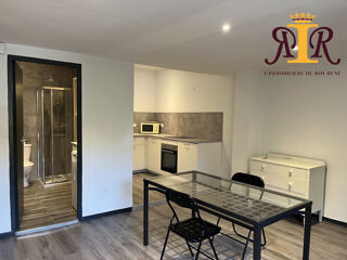 Immeuble à vendre 90 m²