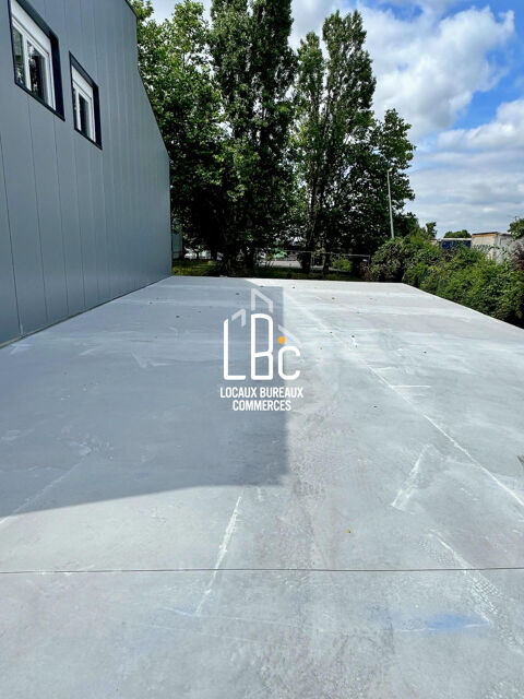   Thouaré sur Loire - Local activité neuf 514 m² à louer 