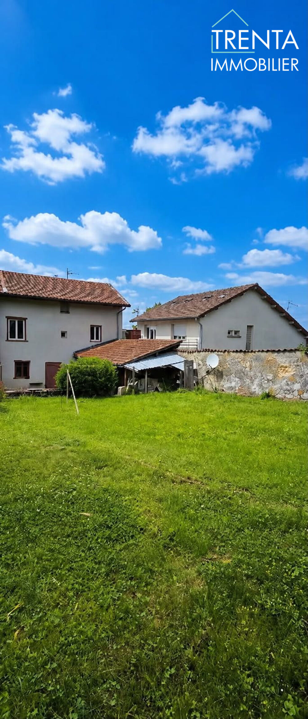 Vente Maison Maison de ville avec appentis,cave et jardin Montferrat