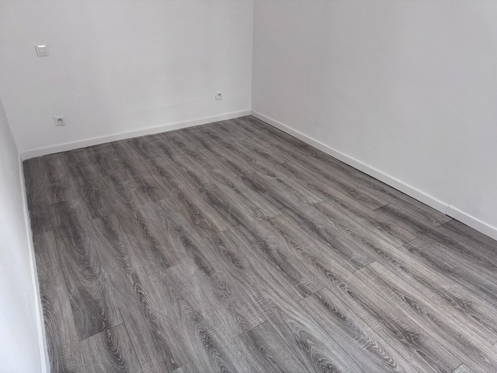 Location Appartement Appartement T2 de 56m2 Haussmanien sur la haute ville de TOULO Toulon