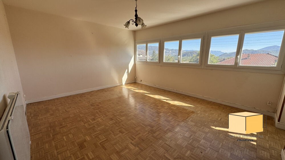 Appartement 5 pièces à rénover avec garage et cave à Culoz