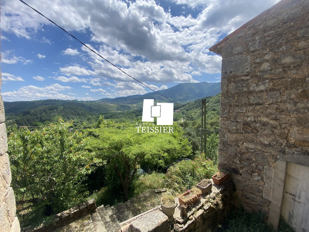 Maison en pierre indépendante avec vue