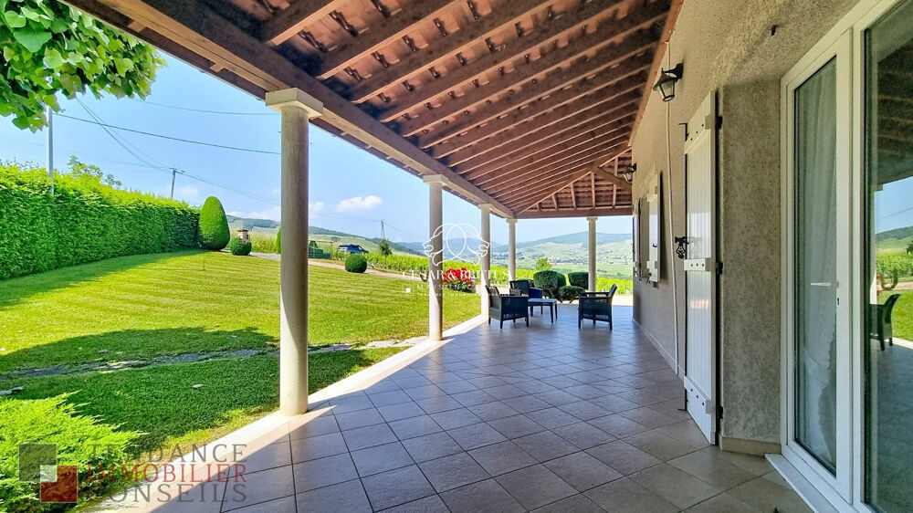Maison Individuelle 190m2 - 6 chambres - Terrain 2668m2 -Dépend
