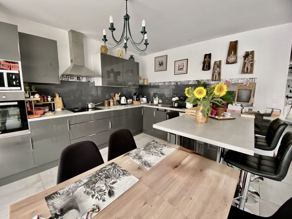 Maison 4 pièces 88 m² · à Creissan · 88 m² · 246 500 €