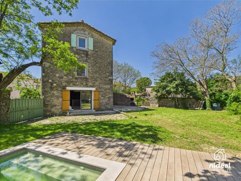   Magnanerie du XIX? si�cle enti�rement r�nov�e � Piscine Maison - 7 pi�ce(s) - 166 m�