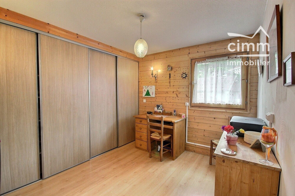 SALLANCHES  APPARTEMENT 4 PIÈCES AVEC GRAND BALCON SUD ET VU
