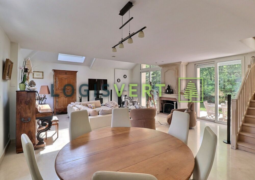Maison familiale en lisière de forêt