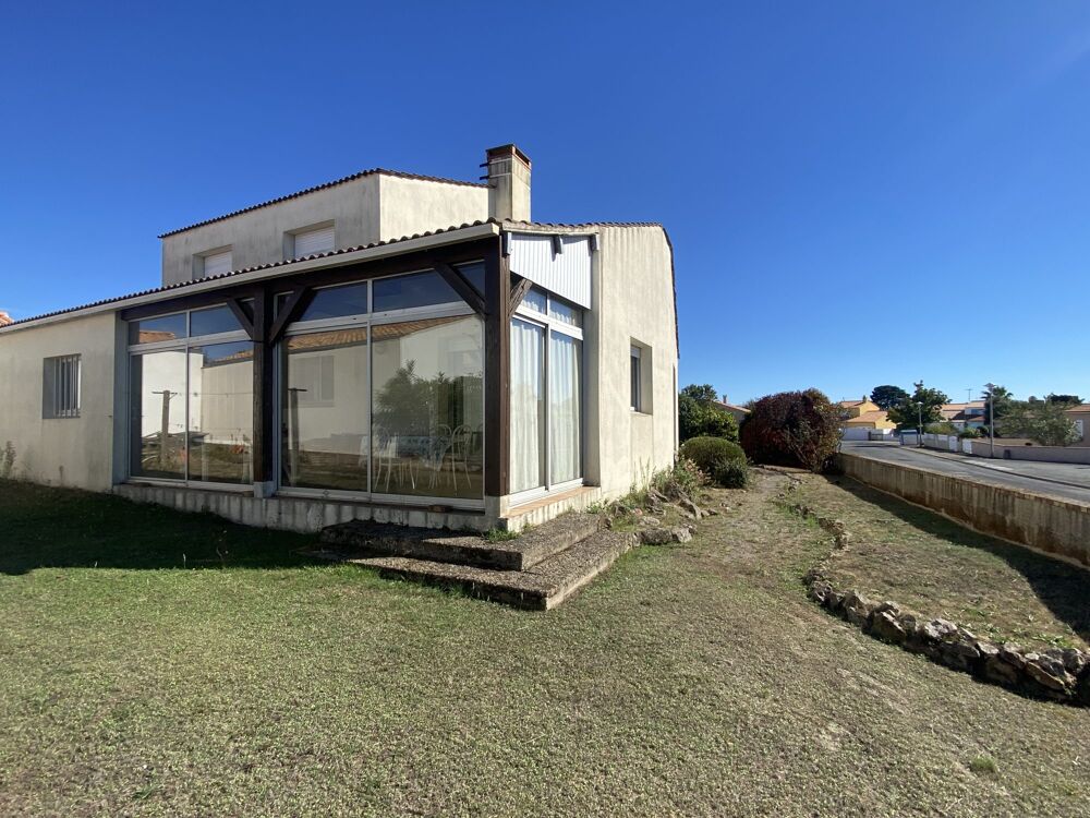 Vente Maison Maison d'habitation de type 4 avec garage. Brem-sur-mer
