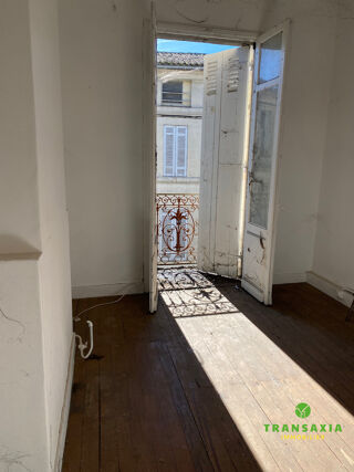  Immeuble  vendre 75 m