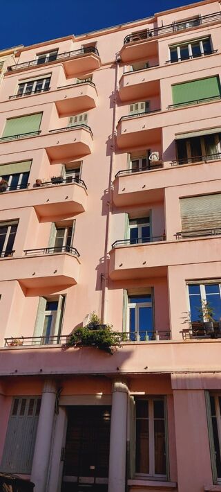  Appartement à louer 3 pièces 60 m²