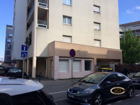 Local de plain-pied en centre ville 855 74100 Annemasse