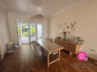  Maison � vendre 10 pi�ces 180 m�