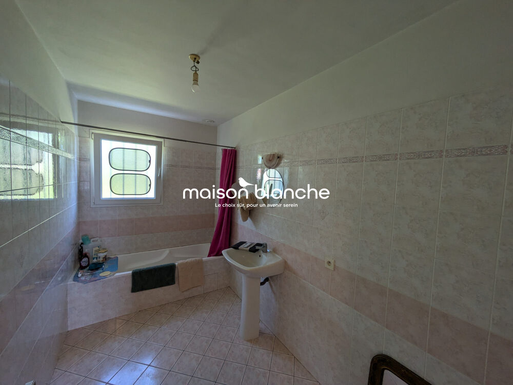 Vente Maison Très proche du bourg, des commerces et des services Angles