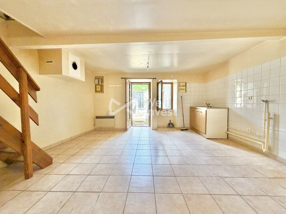 Vente Maison Habitation de type 2 avec grange attenante et jardinet. Yssac-la-tourette