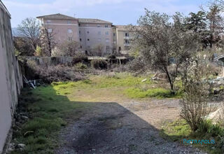  Terrain  vendre 975 m