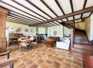  Maison à vendre 9 pièces 229 m²