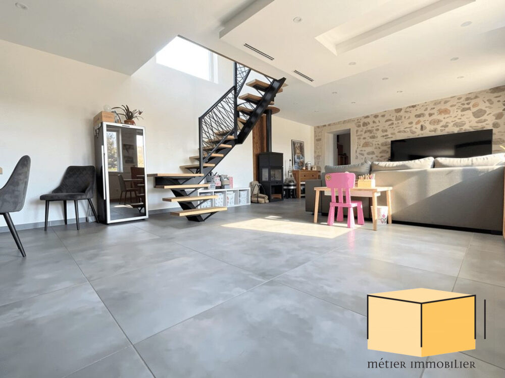 Vente Maison Belley propriété rénovée à vendre avec dépendance Belley