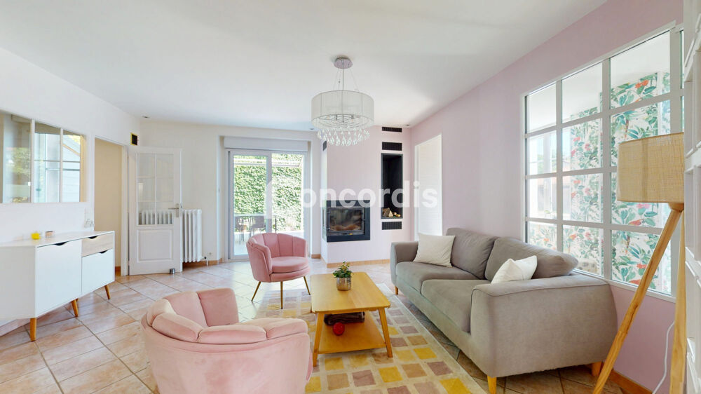 Vente Maison Propriété pleine de surprises ! Favières