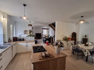  Maison à vendre 7 pièces 187 m²